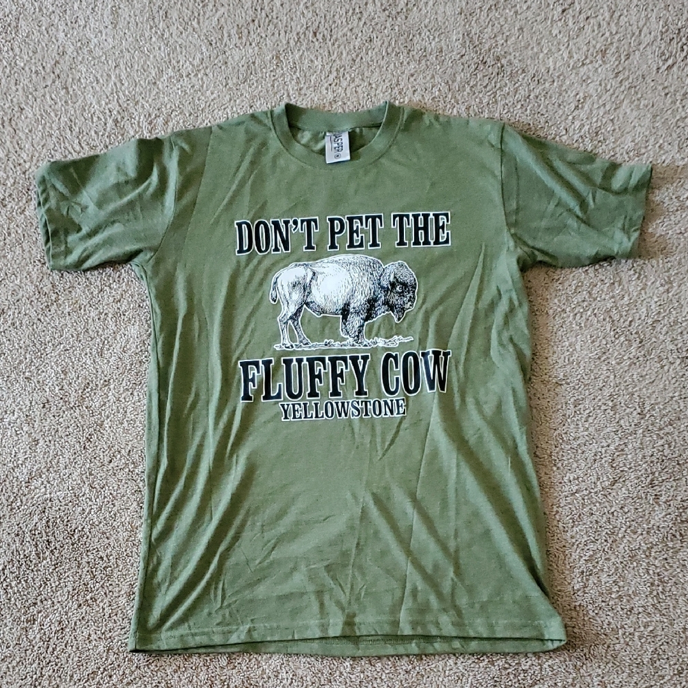 Green Yellowstone Graphic Tee - Short Sleeve